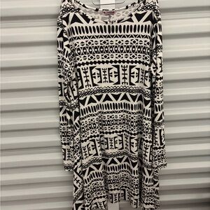 🌹Black & White Tribal Print Long Sleeve Women’s Dress
